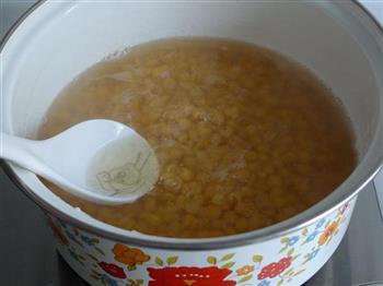 蜜枣豌豆黄的做法步骤2