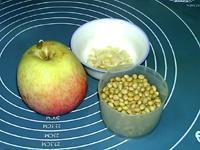 杏仁苹果豆浆的做法步骤1