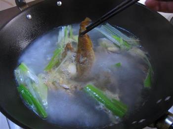 小黄鱼豆腐汤的做法图解10