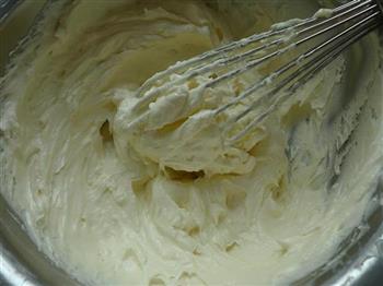 奶油霜裱花蛋糕的做法步骤16