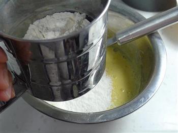 奶油霜裱花蛋糕的做法步骤4