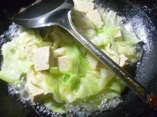 虾肉圆白菜冻豆腐的做法图解8