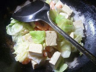 虾肉圆白菜冻豆腐的做法图解9