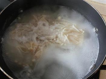 凉拌金针菇的做法步骤1