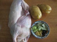 北京填鸭肉炖土豆的做法图解1