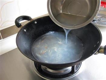 墨鱼鲜汤的做法步骤8