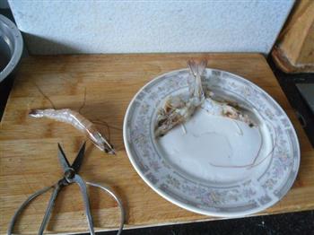 蒜蓉开片虾的做法步骤2