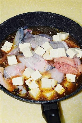 海兔鱼炖豆腐的做法图解5