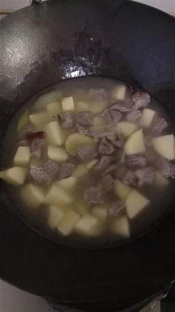 土豆炖牛肉的做法步骤8