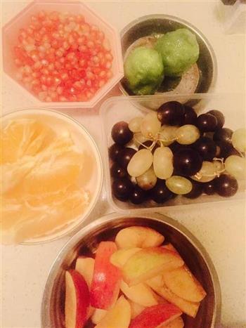 五彩水果冰的做法步骤2