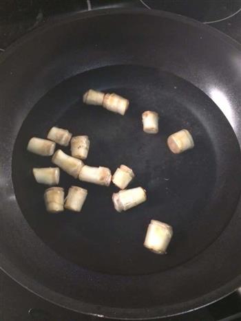 五彩时蔬香烤蘑菇的做法步骤2
