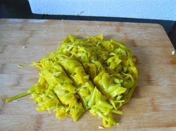 蒜椒拌黄花的做法步骤3