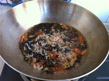 番茄虾皮紫菜汤的做法步骤4
