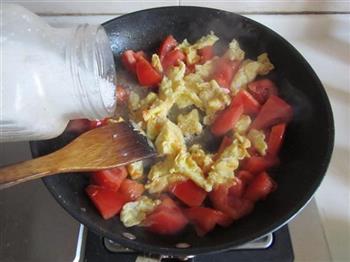 番茄鸡蛋米粉的做法步骤8
