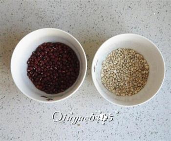 红豆薏米粥的做法步骤1