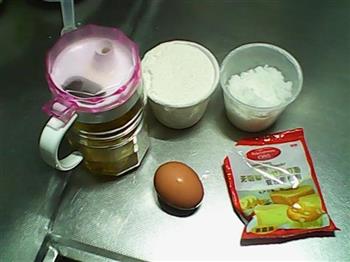 少油低糖桃酥的做法步骤1