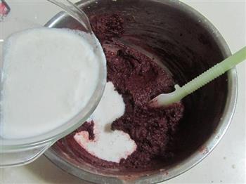 红丝绒蛋糕的做法步骤7