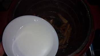 电饭煲油焖茄子的做法步骤8