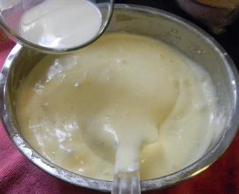 鲜果奶油蛋糕卷的做法步骤5