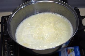 原味奶油泡芙的做法步骤2