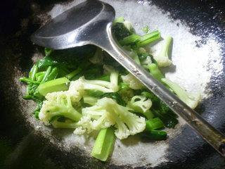 油菜蕻炒花菜的做法步骤8