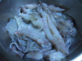 笔管鱼炖白菜豆腐的做法步骤2