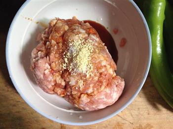 椒盐尖椒酿肉的做法步骤4