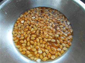 炒南瓜籽的做法步骤1