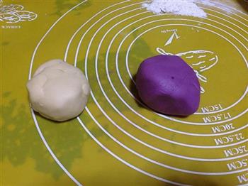 双色紫薯芝士卷的做法图解4