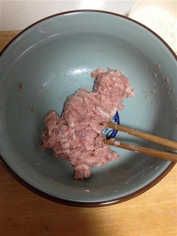 猪肉白菜饺子的做法步骤1