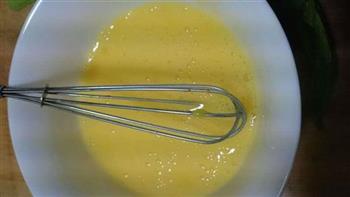 菠菜蛋花汤的做法步骤3