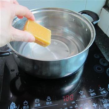 荔枝煮蛋的做法步骤3