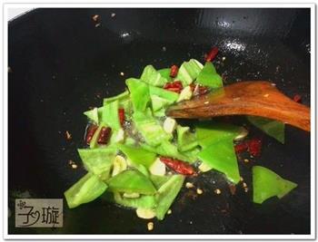 爽脆花菜炒肉的做法图解4