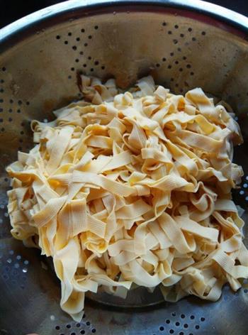 葱油豆腐皮的做法步骤4