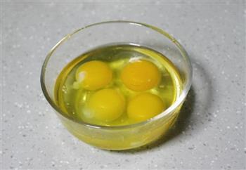金针菇炒鸡蛋的做法图解2
