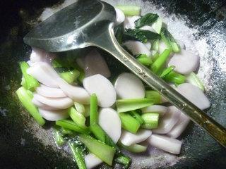 紫青菜炒年糕的做法步骤11