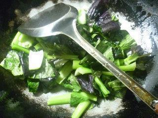 紫青菜炒年糕的做法步骤5