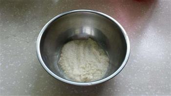 香脆嫩豆浆渣煎饼的做法步骤1