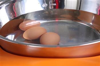 煮鸡蛋的做法图解1