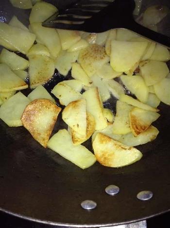 红烧土豆片的做法步骤5