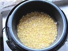 黄豆焖米饭的做法图解5