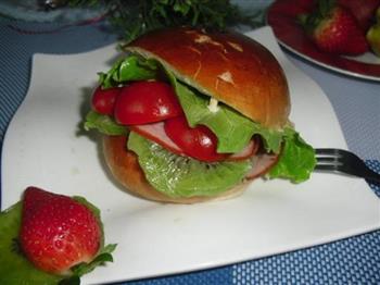 果蔬沙拉汉堡的做法步骤5