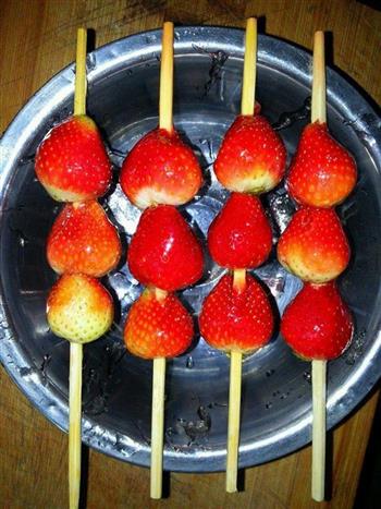 冰糖葫芦草莓串的做法步骤7