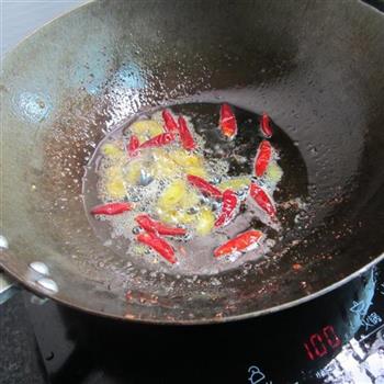 干椒干锅鱼头的做法步骤3