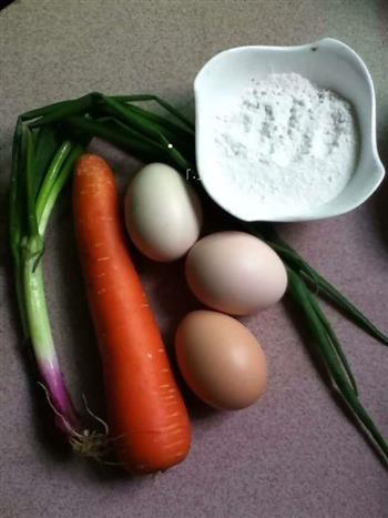 红萝卜鸡蛋煎饼的做法步骤1