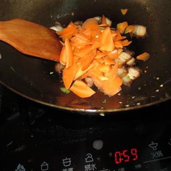 腊肉红萝卜片的做法步骤4