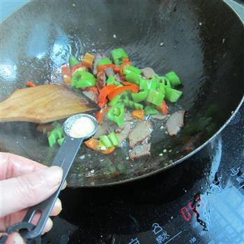 鱼香双椒叉烧肉的做法步骤8