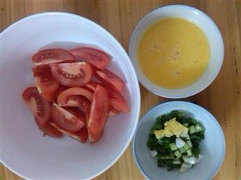番茄鸡蛋汤的做法步骤1