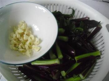 腊肉炒红菜苔的做法步骤3