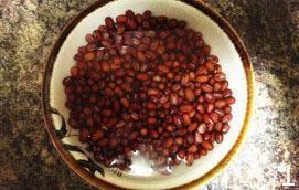 西米薏仁红豆汤的做法步骤1